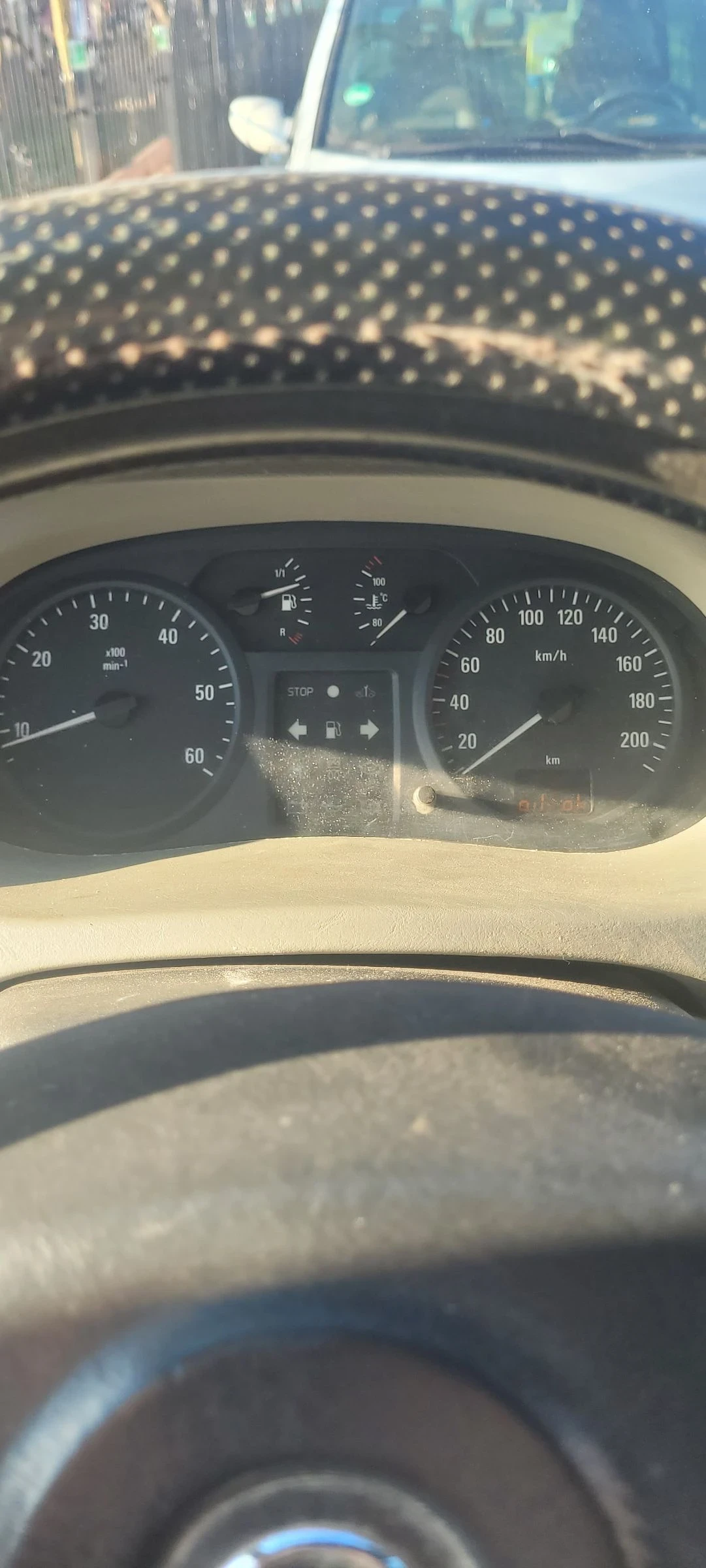 Opel Vivaro  - изображение 8