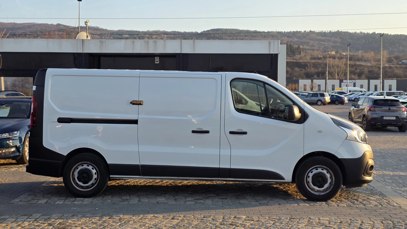 Renault Trafic dCi 120 L2H1, снимка 4 - Бусове и автобуси - 53769620