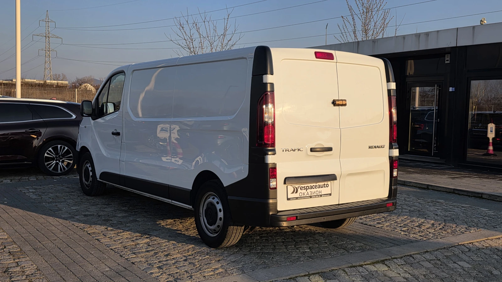 Renault Trafic dCi 120 L2H1, снимка 6 - Бусове и автобуси - 53769620