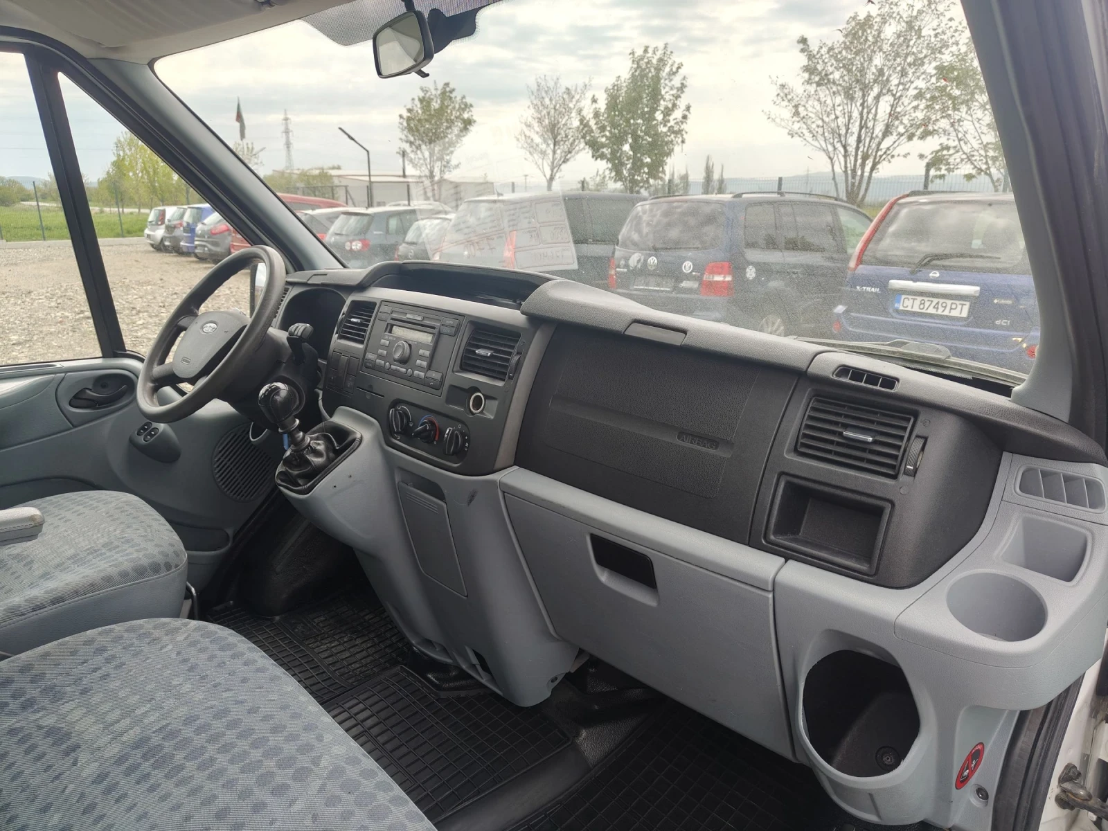 Ford Transit 2.2TDCI 115 ORIGINAL 8+ 1 Maxi , снимка 13 - Бусове и автобуси - 54037600