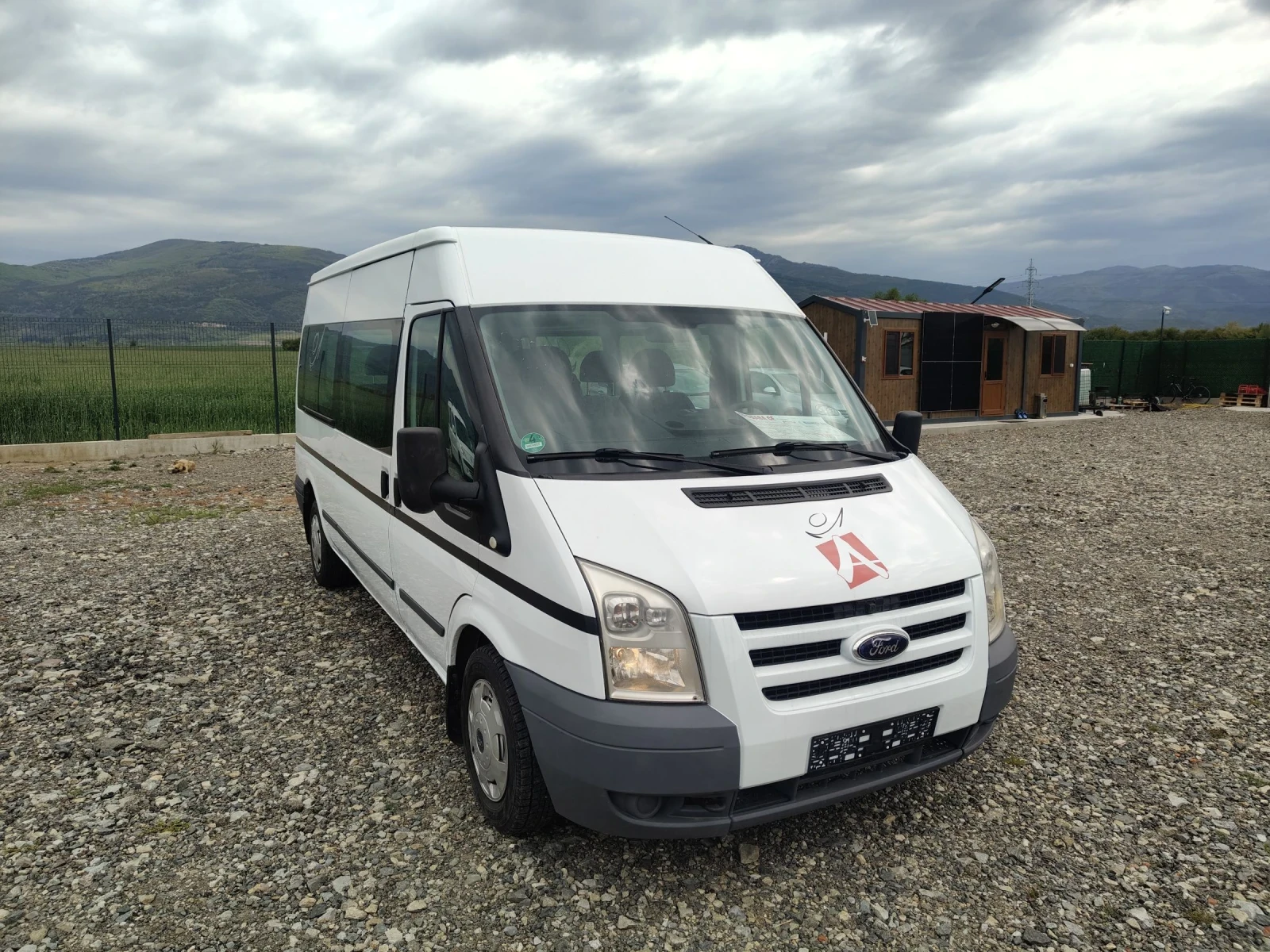 Ford Transit 2.2TDCI 115 ORIGINAL 8+ 1 Maxi , снимка 8 - Бусове и автобуси - 54037600