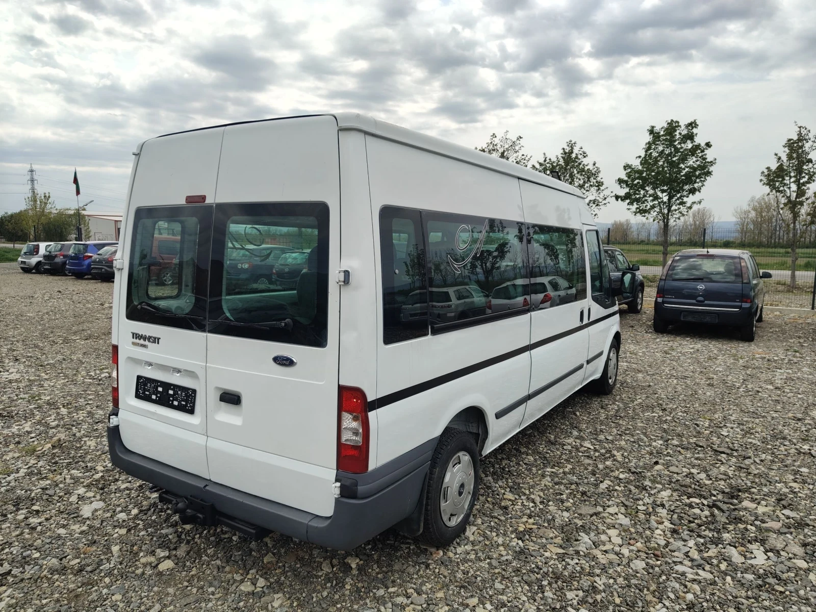 Ford Transit 2.2TDCI 115 ORIGINAL 8+ 1 Maxi , снимка 6 - Бусове и автобуси - 54037600