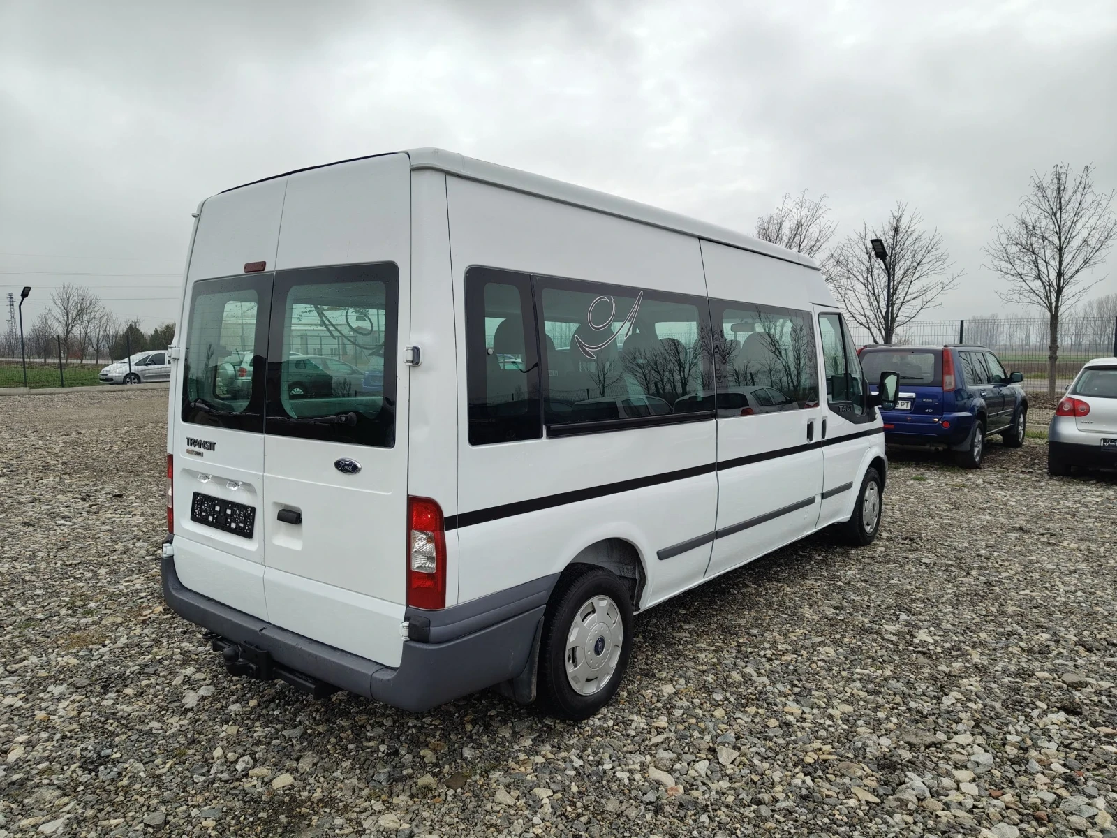 Ford Transit 2.2TDCI 115 ORIGINAL 8+ 1 Maxi , снимка 5 - Бусове и автобуси - 54037600
