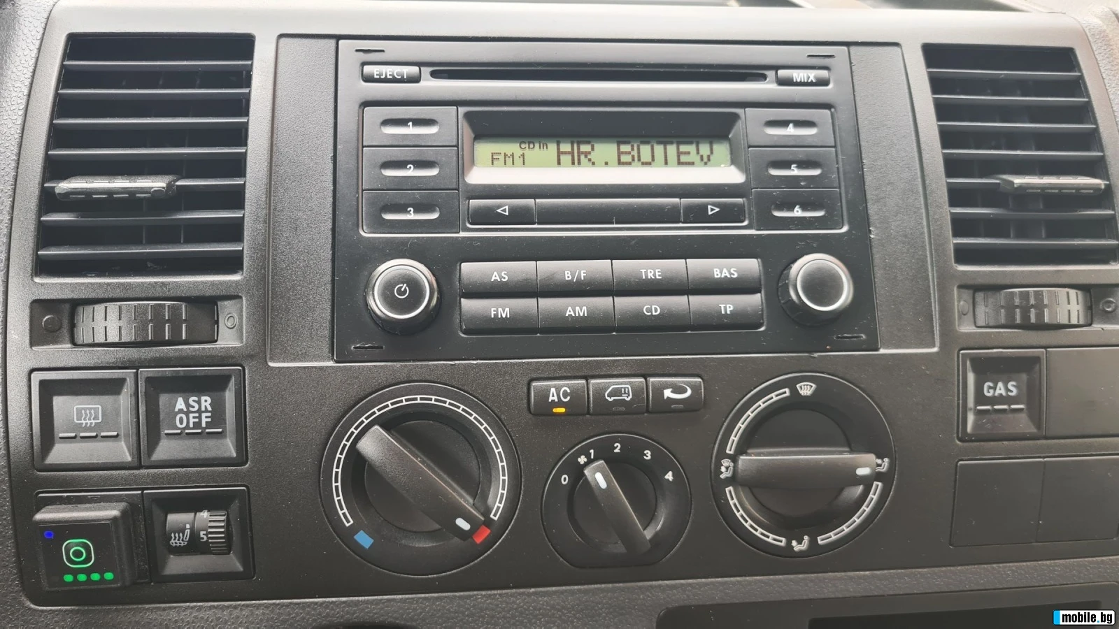 VW T5, снимка 13 - Бусове и автобуси - 56471625