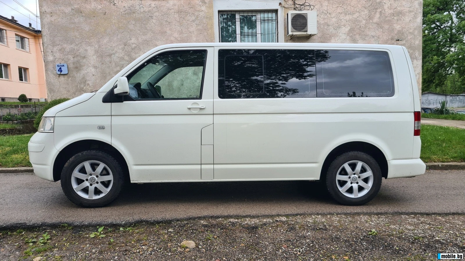 VW T5, снимка 2 - Бусове и автобуси - 56471625