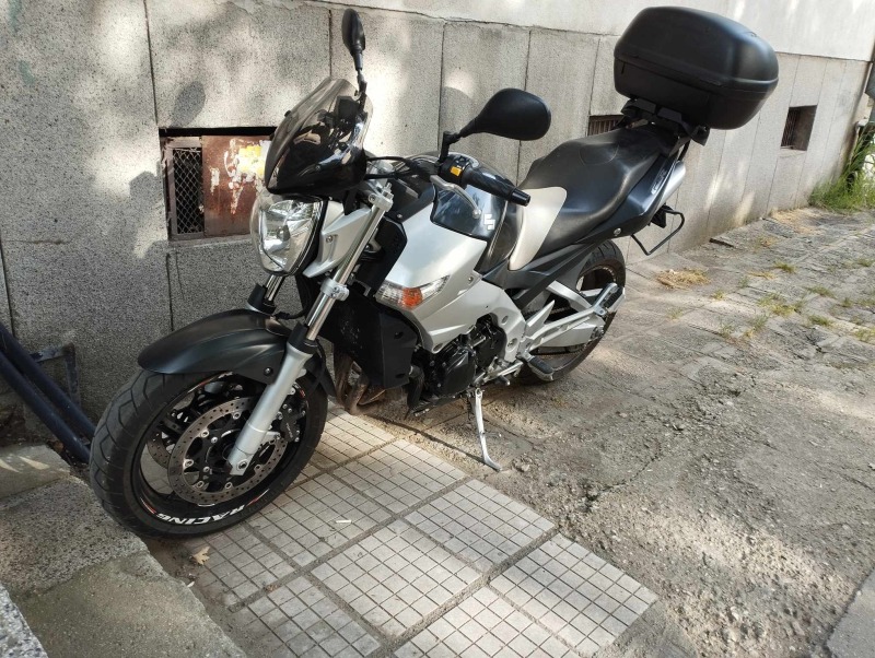 Suzuki Gsr 600, снимка 1 - Мотоциклети и мототехника - 46144621