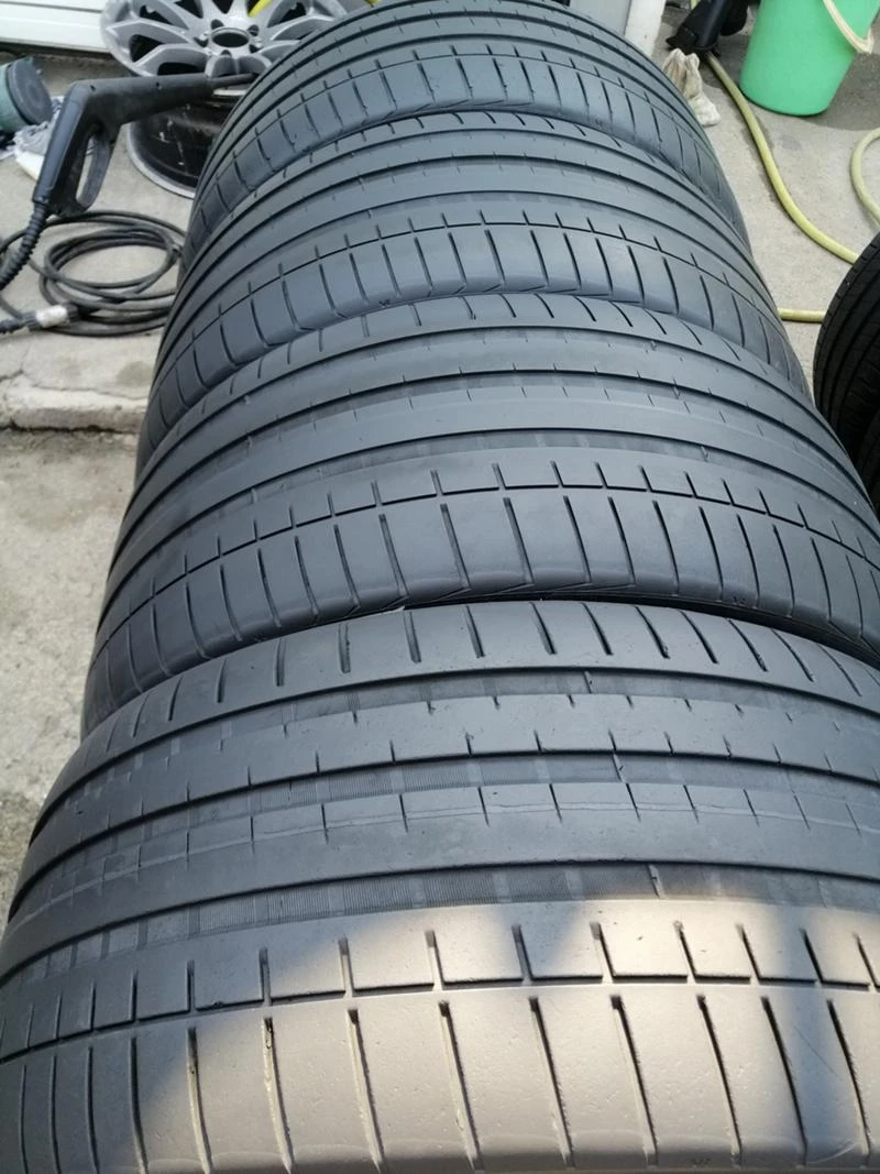 Гуми Летни 275/40R20, снимка 2 - Гуми и джанти - 36776087