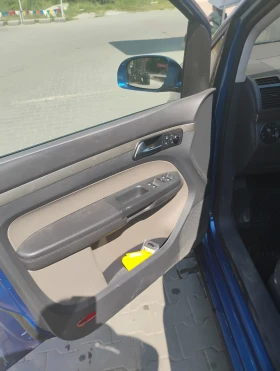 VW Touran 2.0 TDI 140, снимка 11