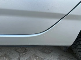 Обява за продажба на Toyota Corolla 2.0 d4d ~5 000 лв. - изображение 7