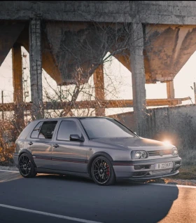 VW Golf - 8200 € / 16037.81 лв. - 20670132 9