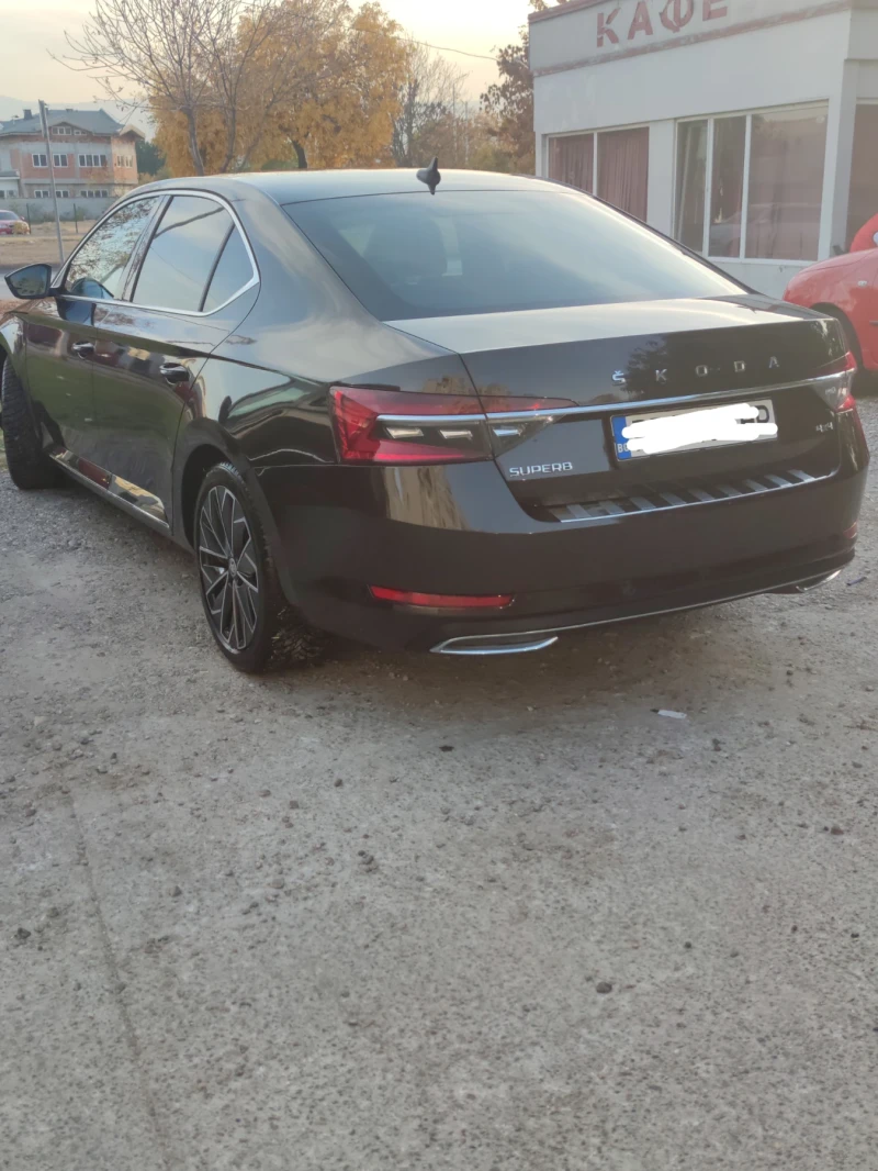 Skoda Superb, снимка 3 - Автомобили и джипове - 47675519