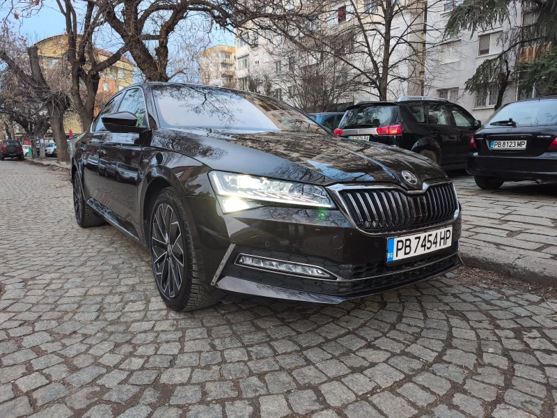 Skoda Superb, снимка 7 - Автомобили и джипове - 48635025