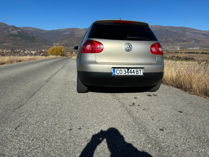 VW Golf, снимка 5 - Автомобили и джипове - 47878073