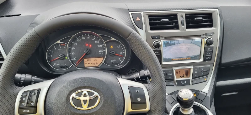 Toyota Verso S 1.4D4D-90 KEYLESS PANORAMA CAMERA, снимка 13 - Автомобили и джипове - 48472930