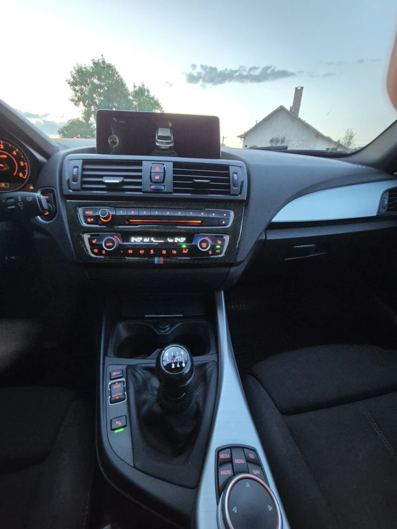 BMW 118 Sport, снимка 11 - Автомобили и джипове - 52369084