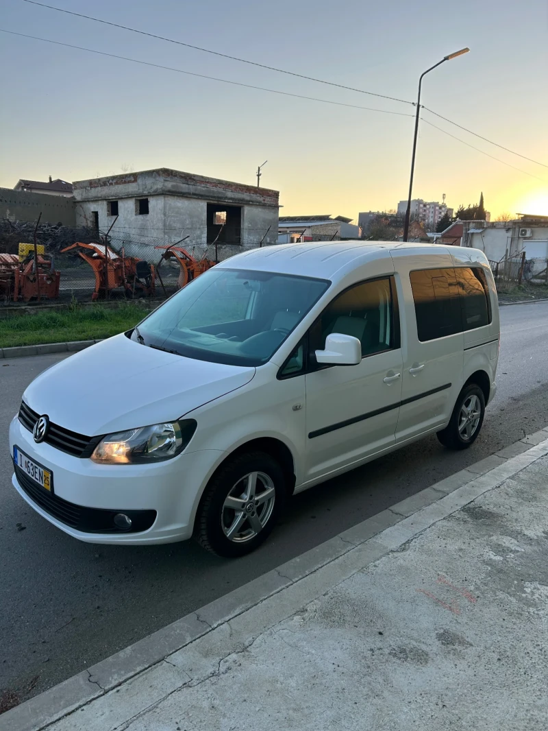 VW Caddy 1.6 105, снимка 2 - Автомобили и джипове - 52415157