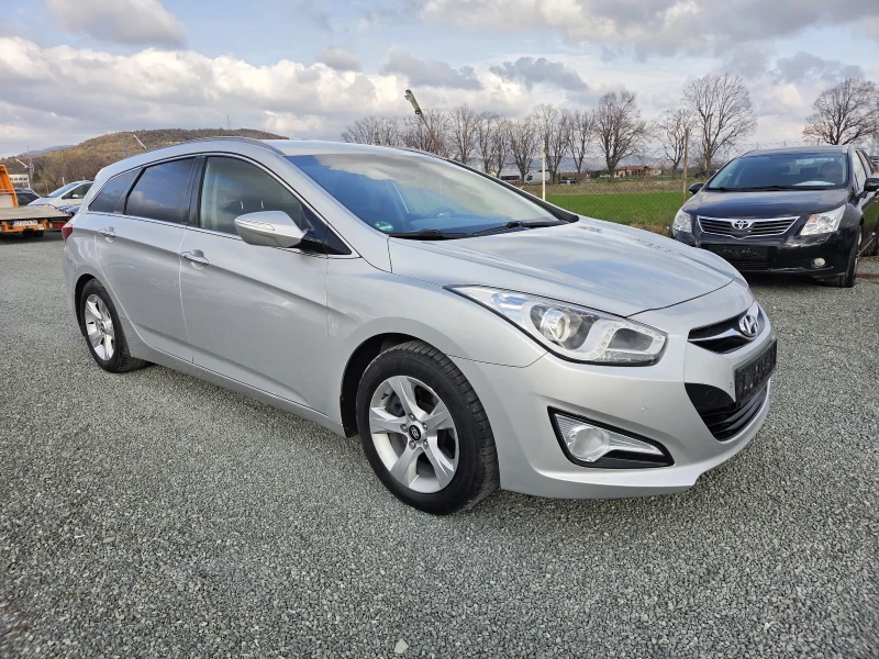 Hyundai I40 2.0i LPG, снимка 2 - Автомобили и джипове - 53021392
