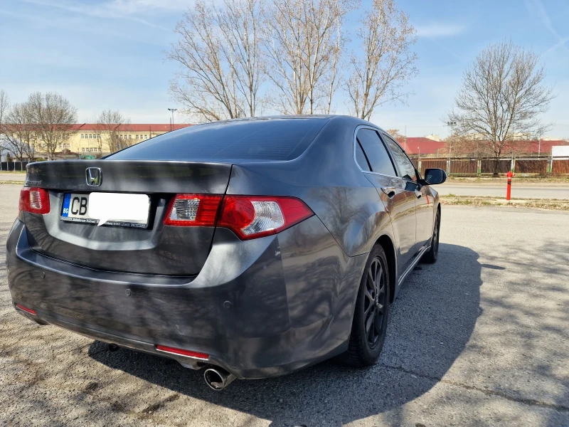 Honda Accord 8, снимка 2 - Автомобили и джипове - 53048705