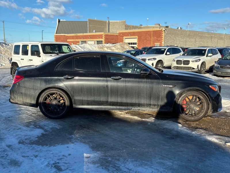 Mercedes-Benz E 63 AMG * S* BURMESTER / DISTRONIC / ДВА КЛЮЧА / CARFAX , снимка 3 - Автомобили и джипове - 53236047