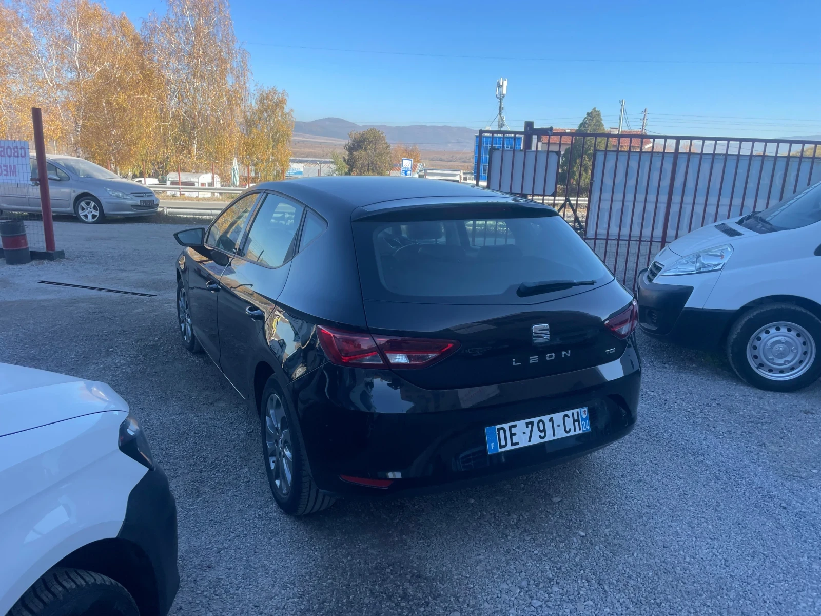 Seat Leon 1.6TDI i-tech - изображение 8