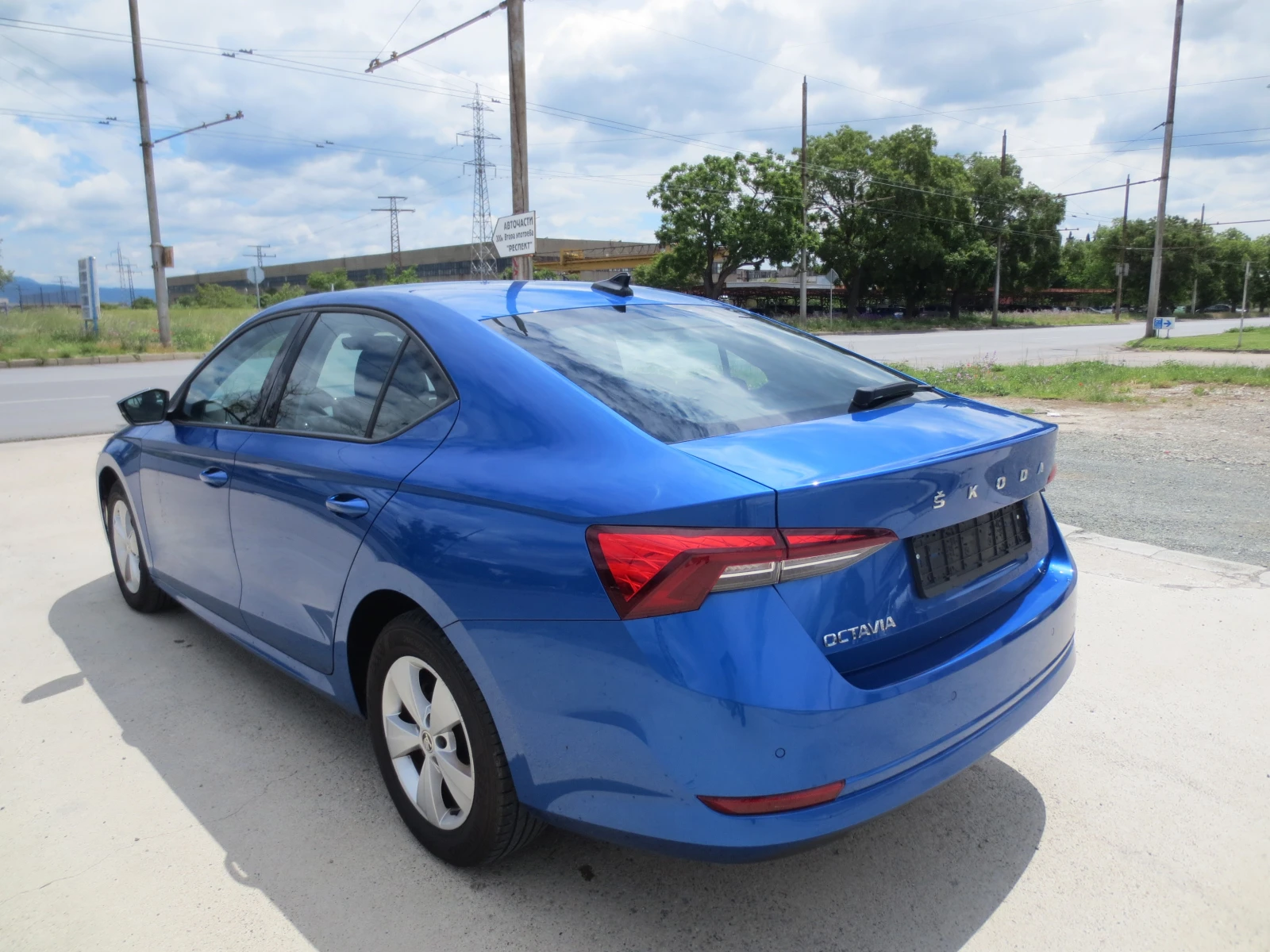 Skoda Octavia 2.0TDI* DSG*  - изображение 6