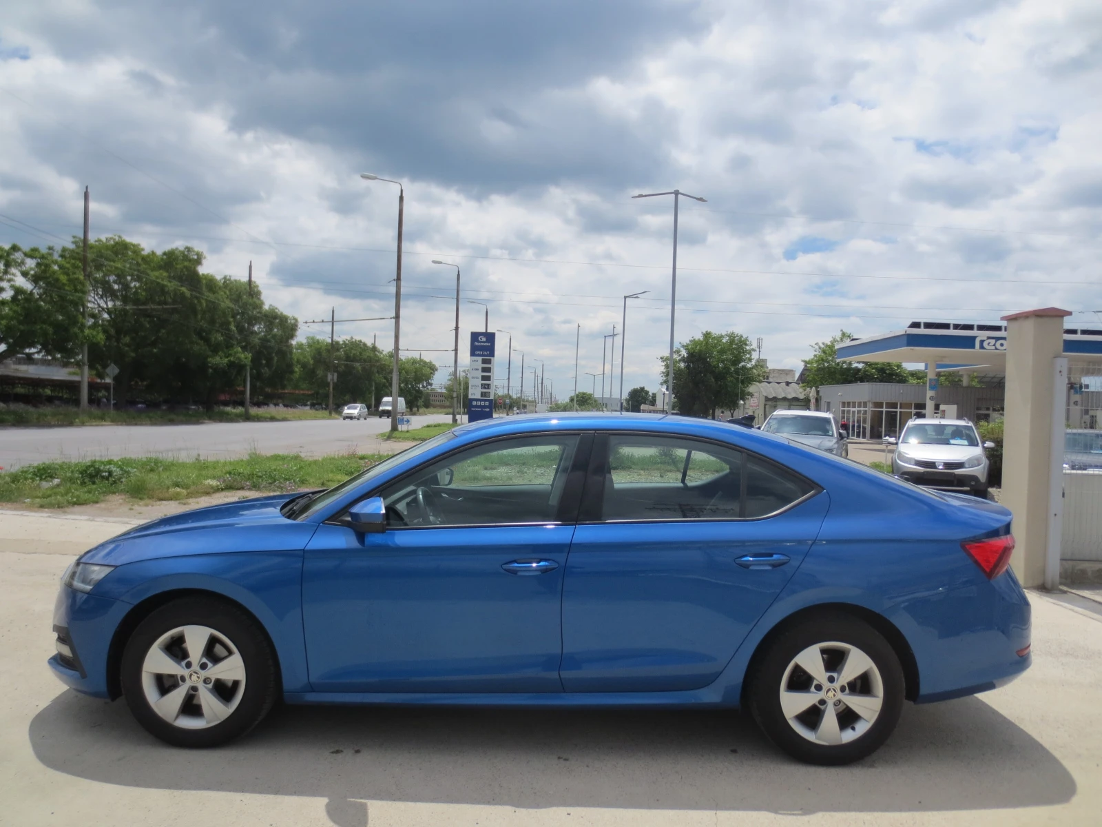 Skoda Octavia 2.0TDI* DSG*  - изображение 7