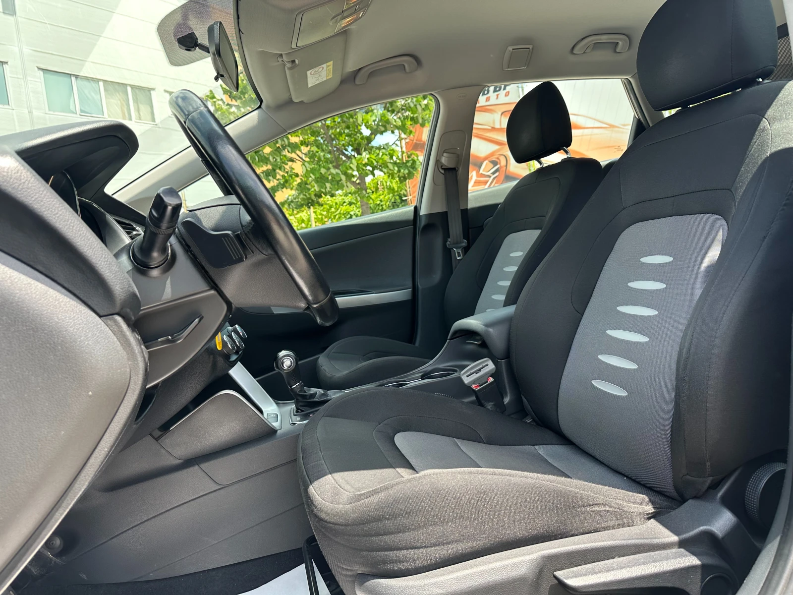 Kia Ceed 1.6d 128 к.с. - изображение 8