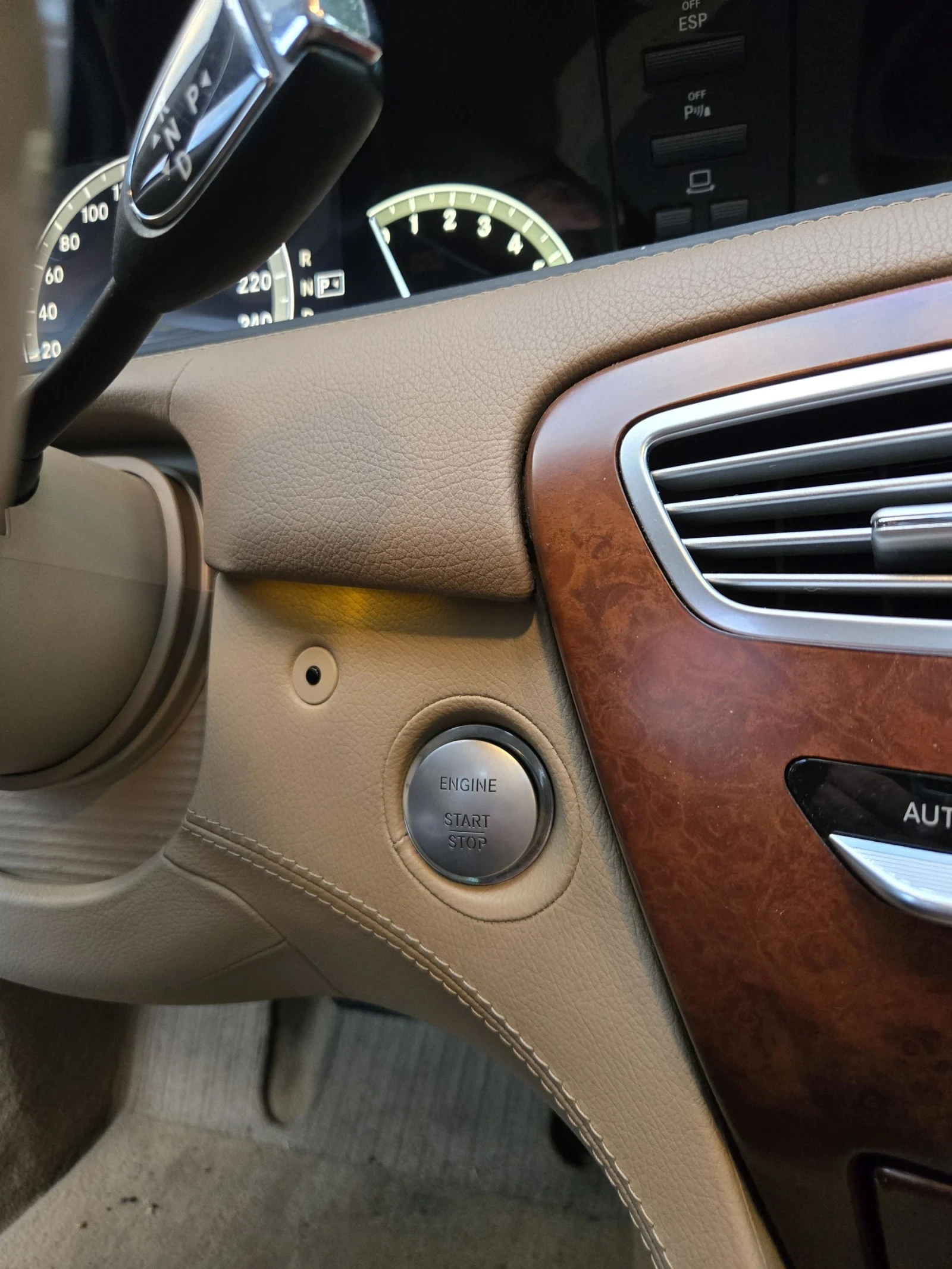 Mercedes-Benz CL 500 Топ състояние на реални 242000км. - изображение 9