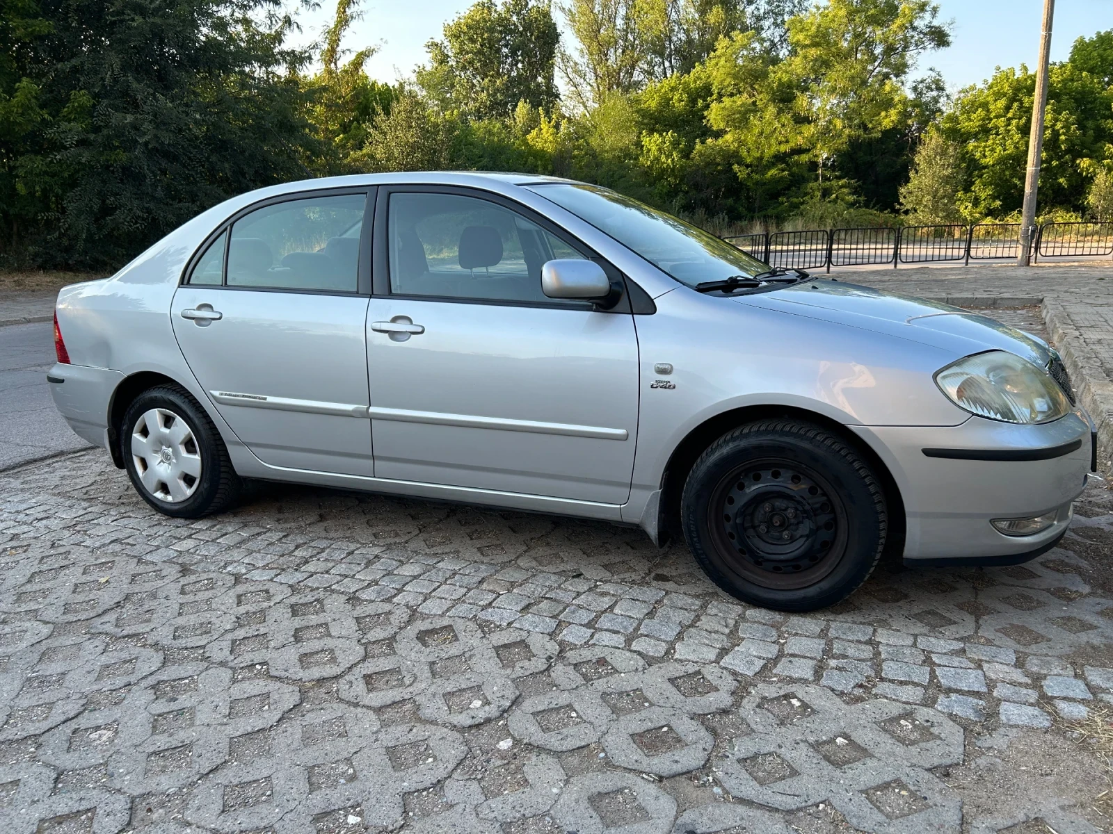 Toyota Corolla 2.0 d4d - изображение 3
