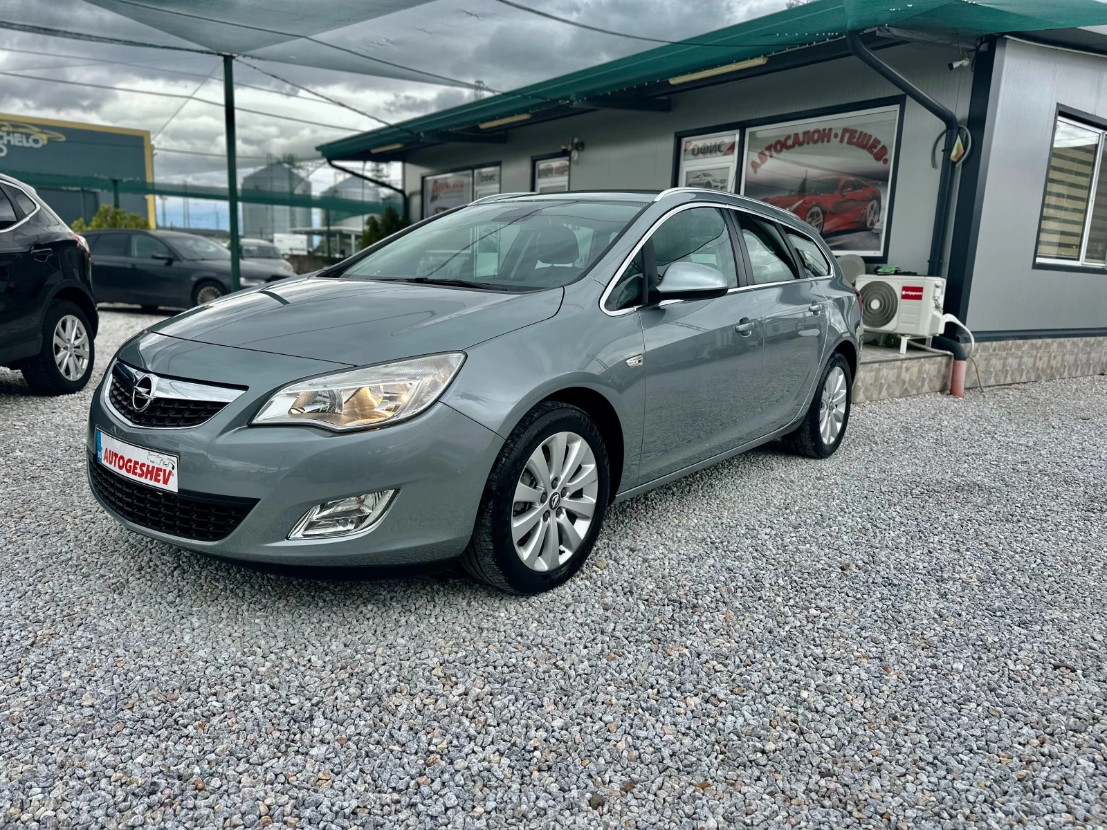 Opel Astra 1.7 CDTI - изображение 2
