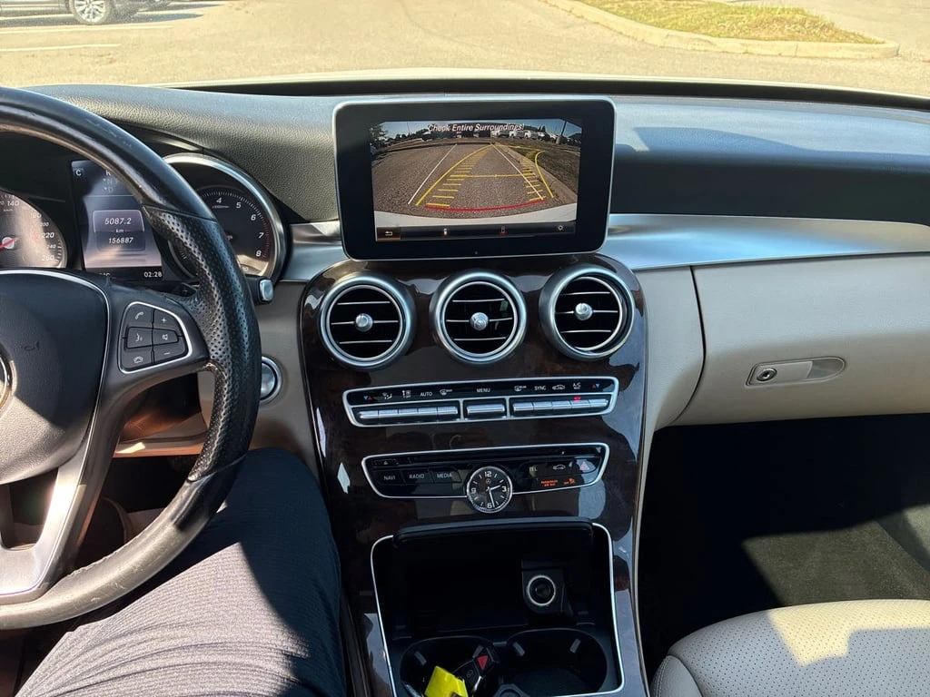 Mercedes-Benz C 300 * CARFAX * БЕЗ ПЪРВОНАЧАЛНА ВНОСКА - изображение 9