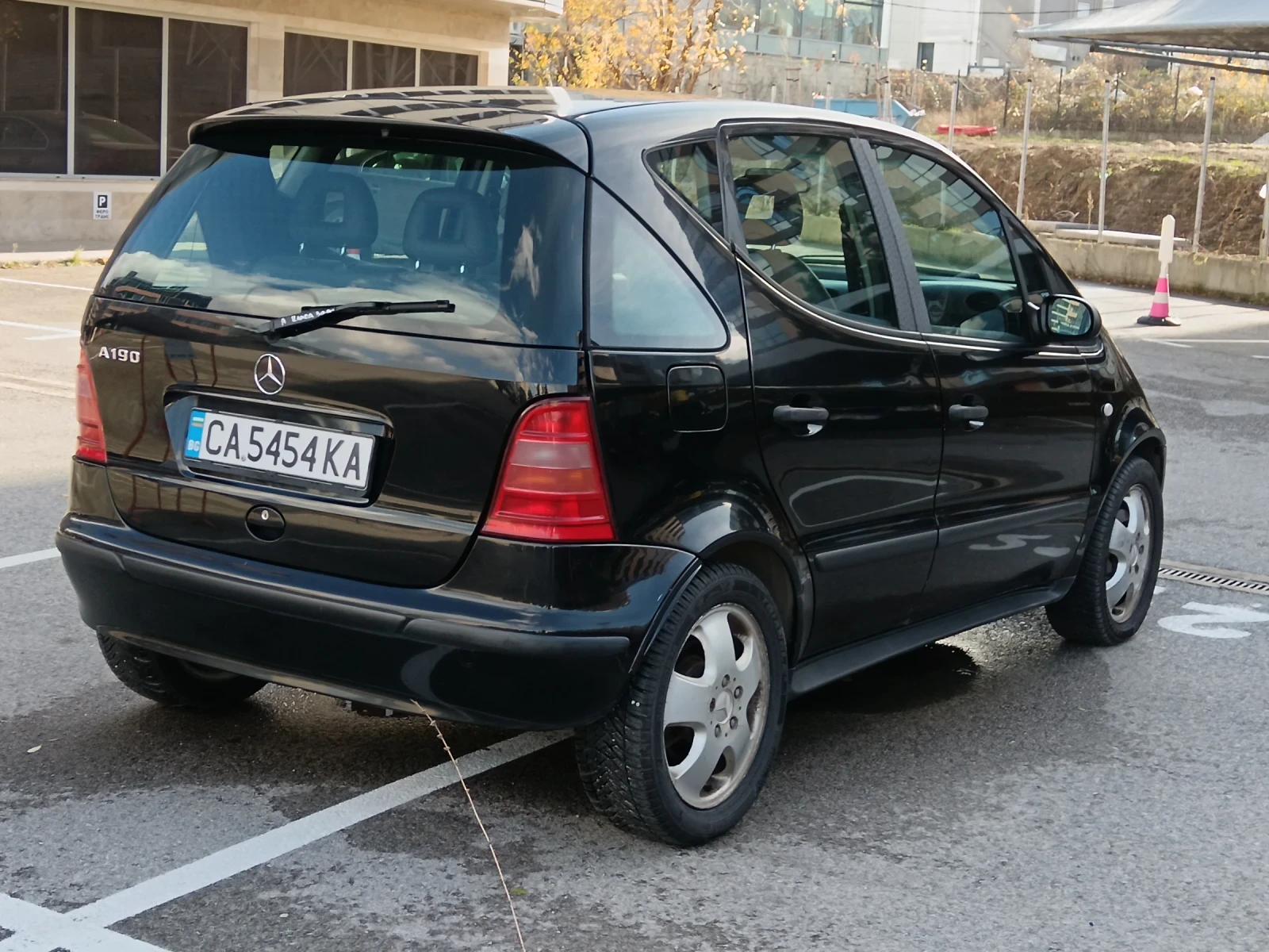 Mercedes-Benz A 190 1.9 автоматик - изображение 4