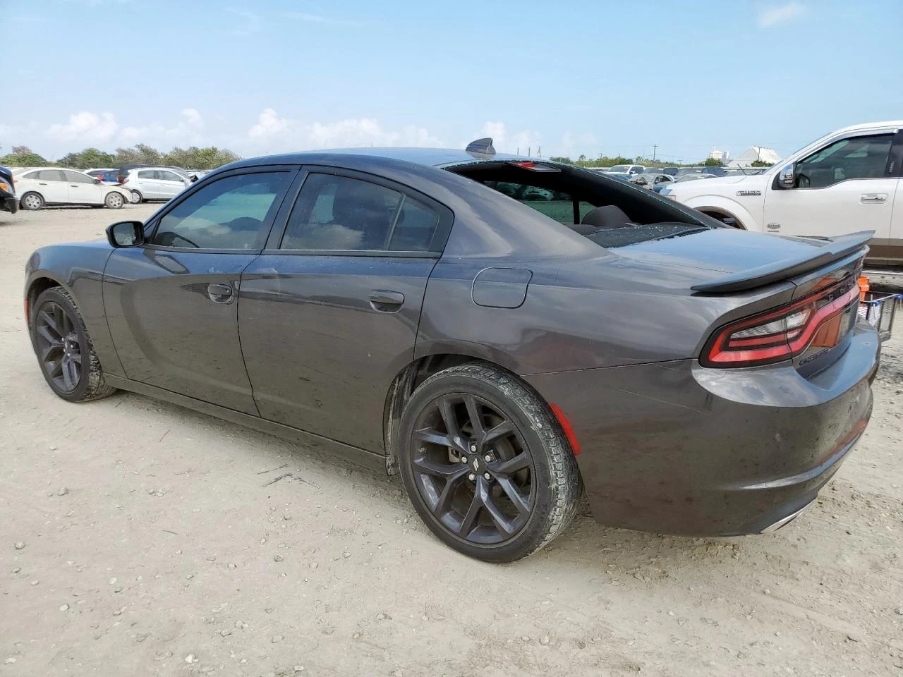 Dodge Charger SXT*  - изображение 6