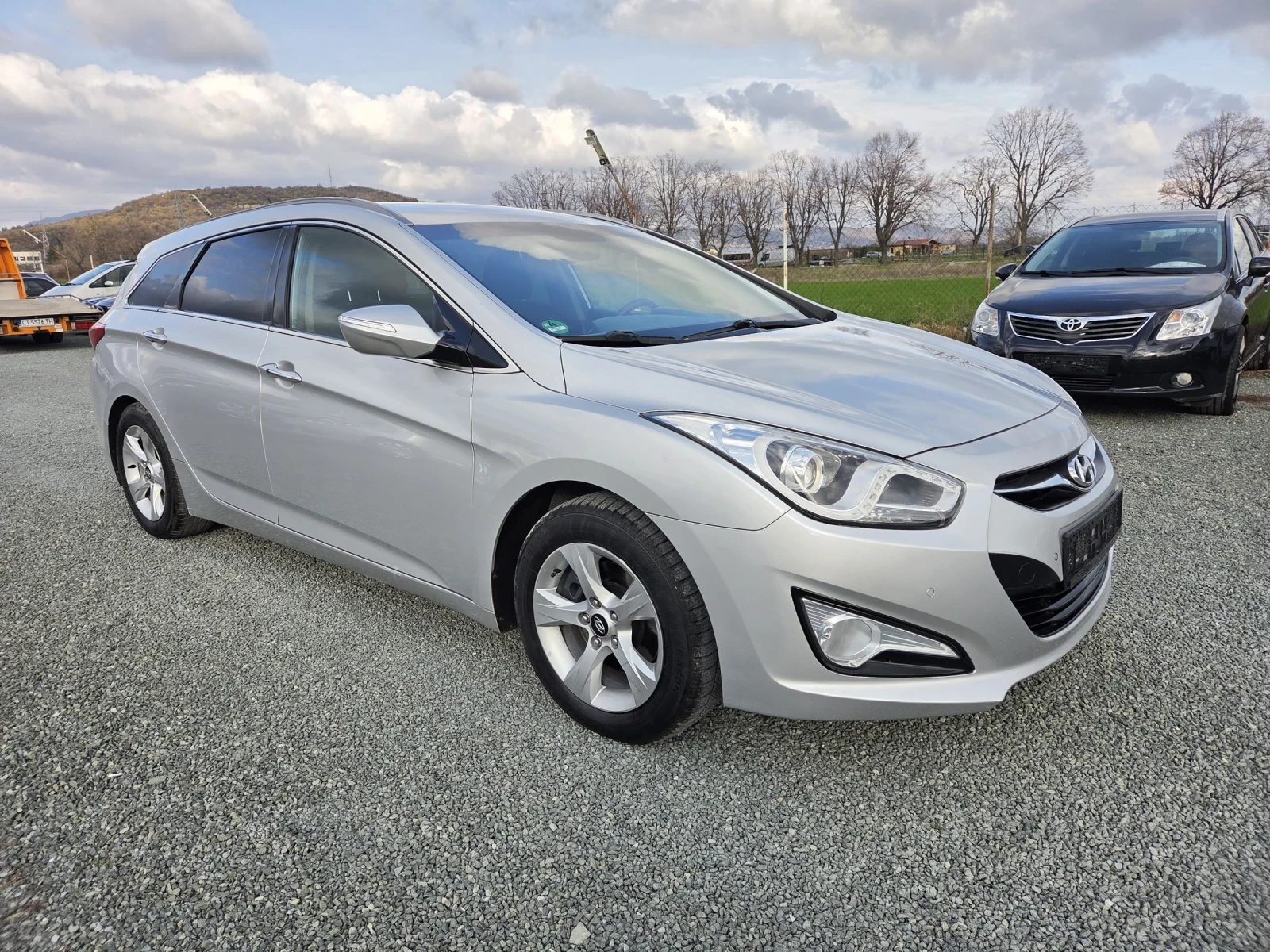 Hyundai I40 2.0i LPG - изображение 2