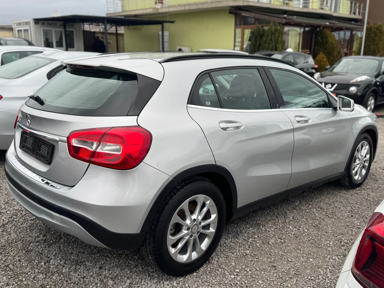 Mercedes-Benz GLA 180 cdi PREMIUM EURO 6 - изображение 4