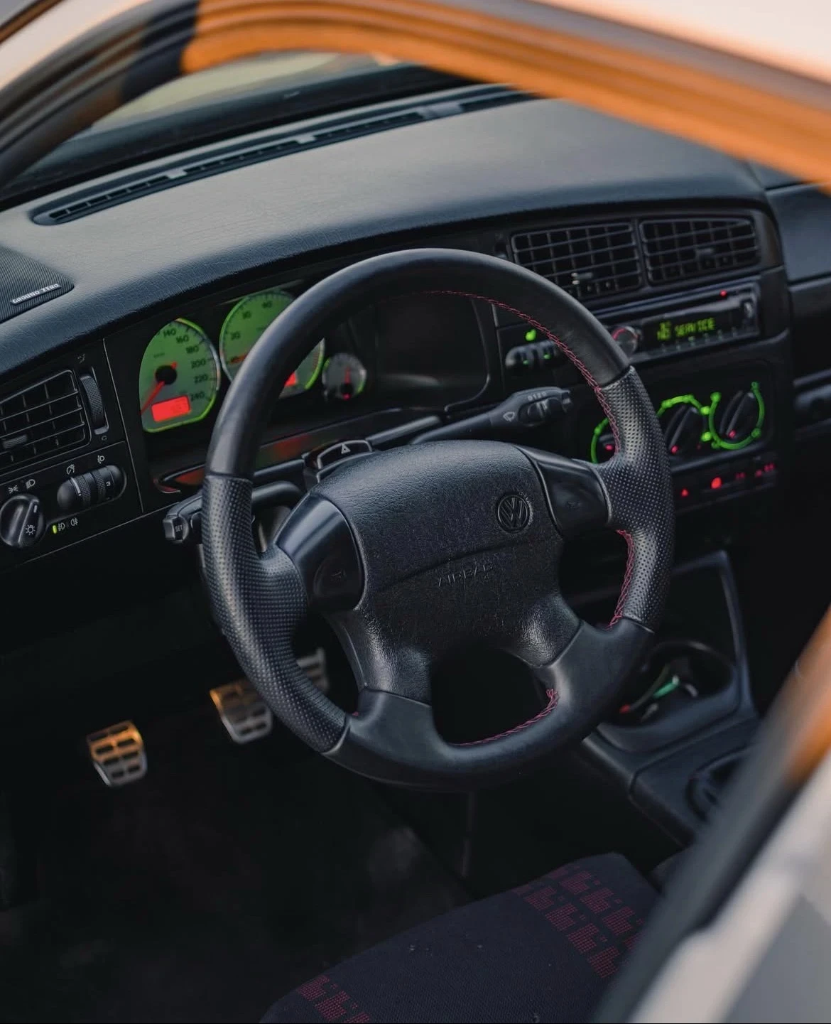 VW Golf  - изображение 7