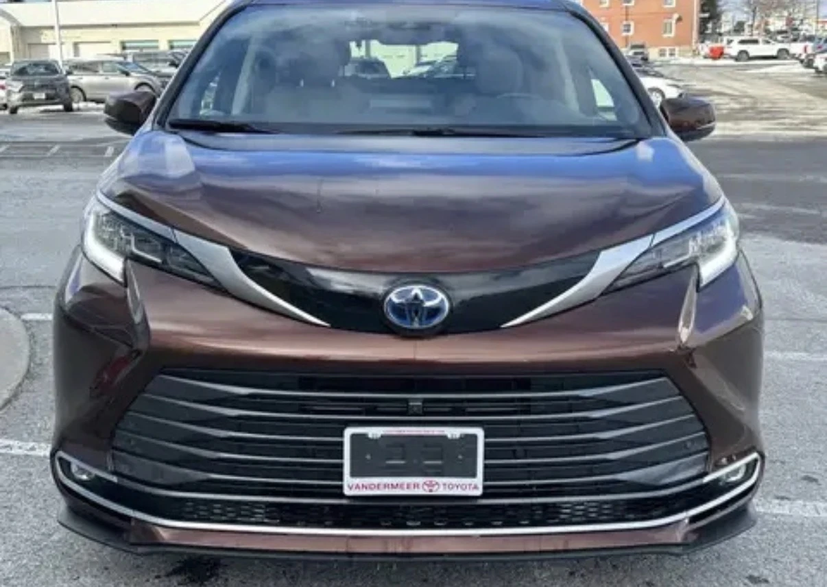 Toyota Sienna Hybrid Limited* AWD* 34162KM* 360Кам* Без Инцидент