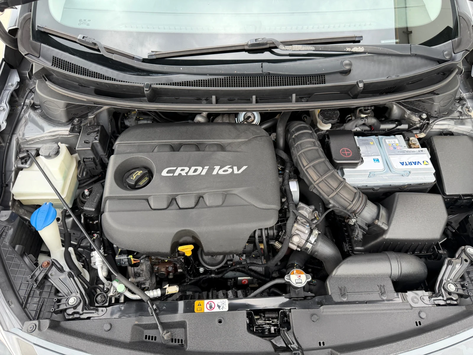 Hyundai I30 1.6crdi 110k* Avtom* Facelift* Nova* , снимка 14 - Автомобили и джипове - 54061565