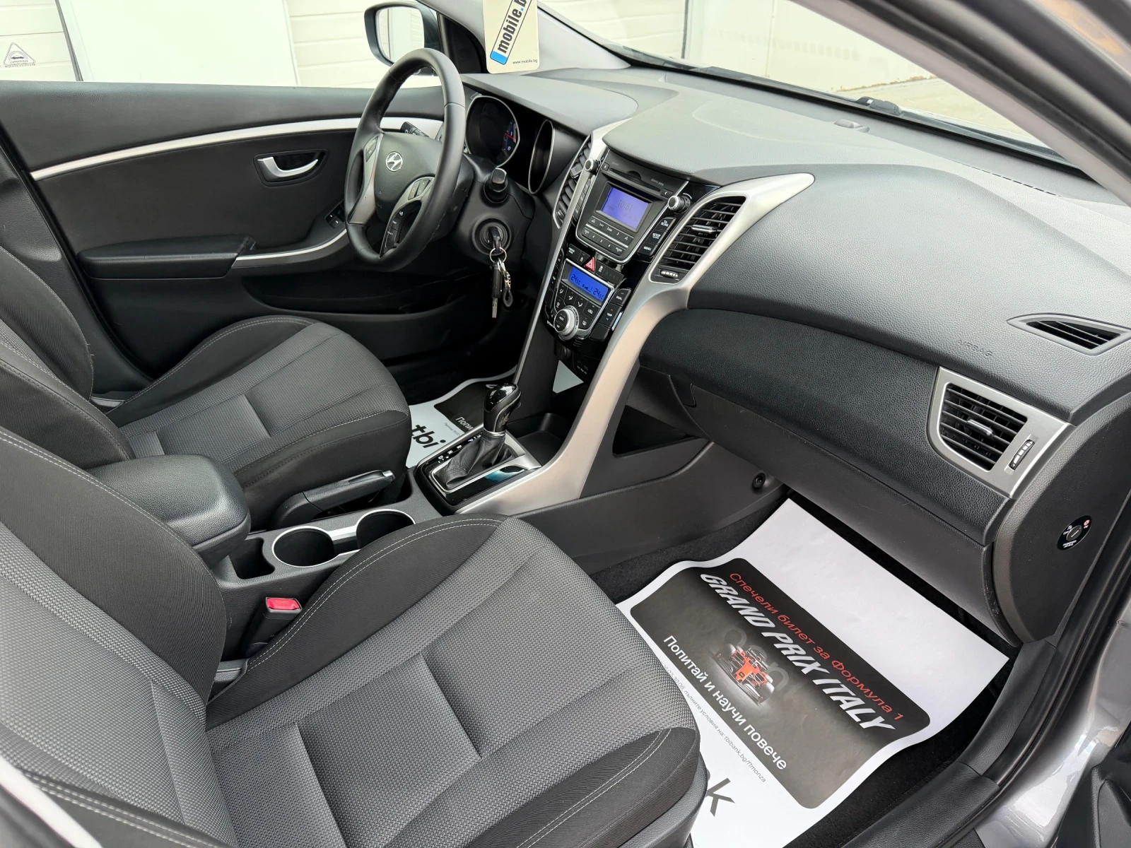 Hyundai I30 1.6crdi 110k* Avtom* Facelift* Nova* , снимка 13 - Автомобили и джипове - 54061565