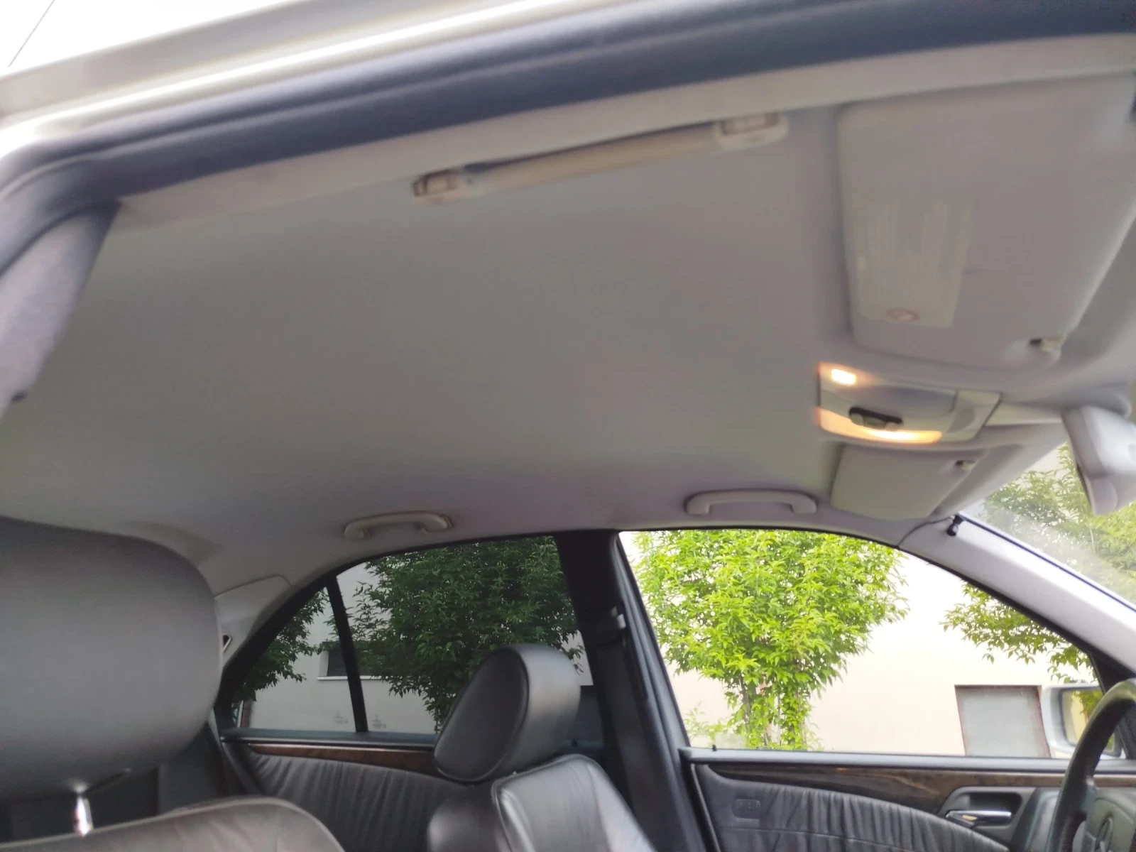 Mercedes-Benz E 200, снимка 7 - Автомобили и джипове - 54566222