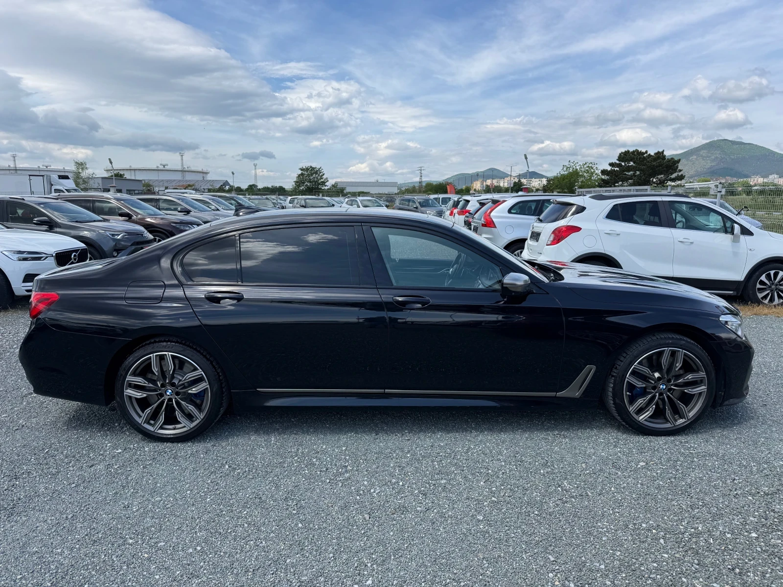 BMW 760 (KATO НОВА)^(X-Drive)^(M-Paket)^(LONG), снимка 4 - Автомобили и джипове - 54608265