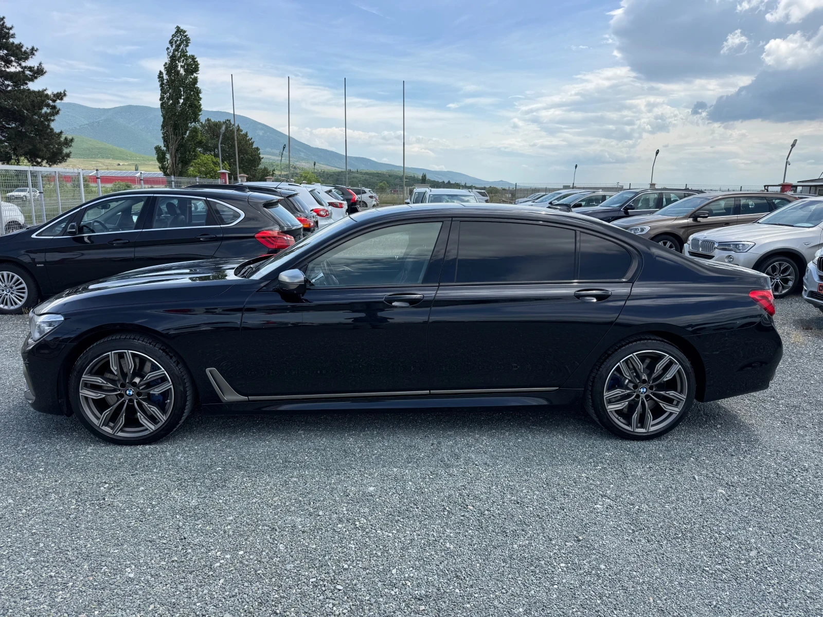 BMW 760 (KATO НОВА)^(X-Drive)^(M-Paket)^(LONG), снимка 9 - Автомобили и джипове - 54608265