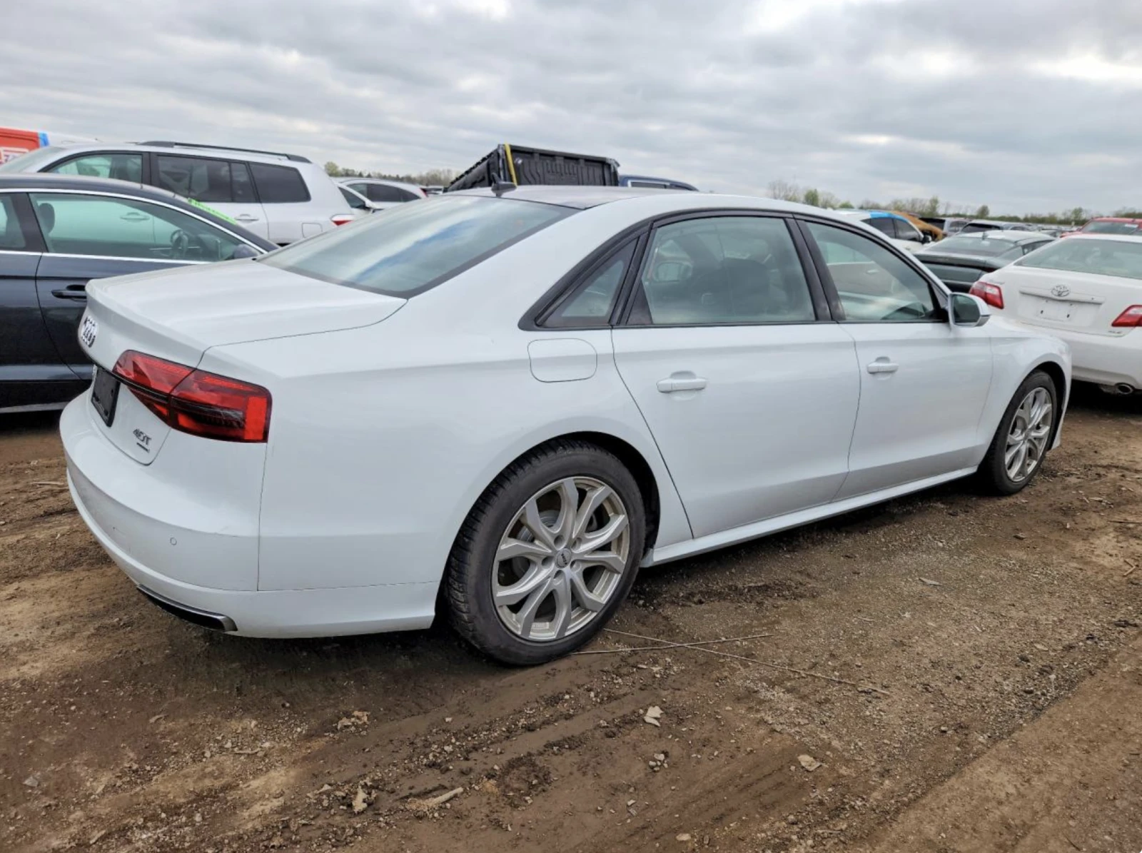 Audi A8 АВТОКРЕДИТ* LONG* , снимка 3 - Автомобили и джипове - 54765436