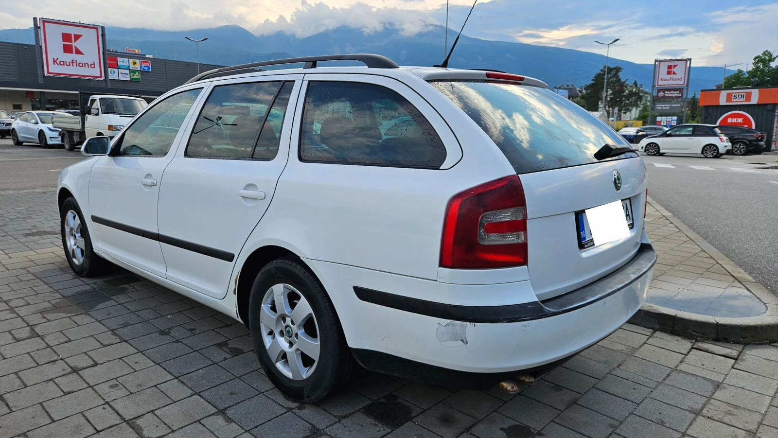 Skoda Octavia 2.0 TDI, снимка 4 - Автомобили и джипове - 55077427
