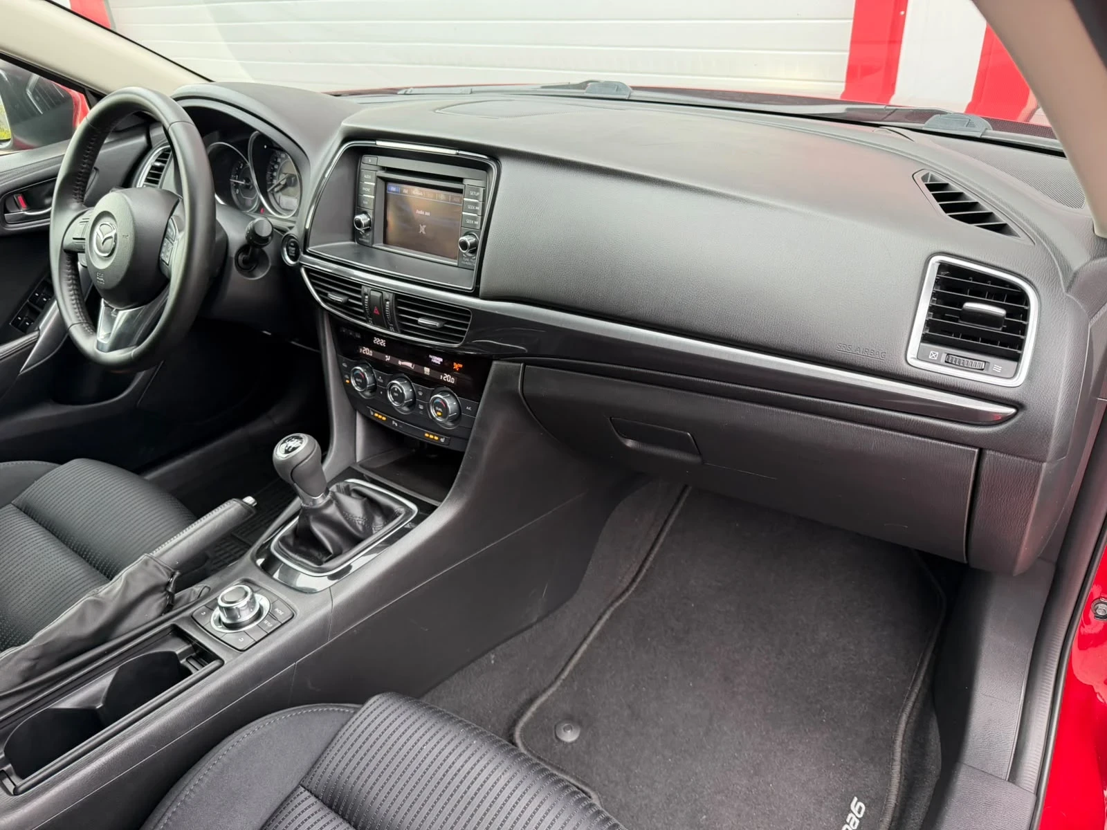 Mazda 6 2.2D SKYACTIVE START STOP NAVI 6-SPEED ЛИЗИНГ!!!, снимка 15 - Автомобили и джипове - 55136817