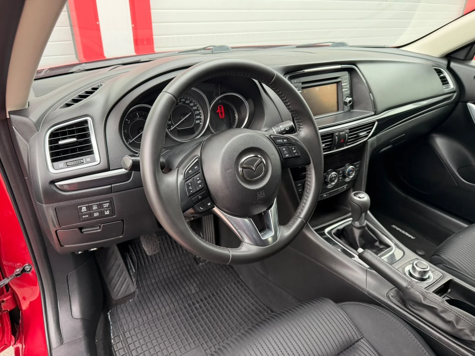 Mazda 6 2.2D SKYACTIVE START STOP NAVI 6-SPEED ЛИЗИНГ!!!, снимка 13 - Автомобили и джипове - 55136817