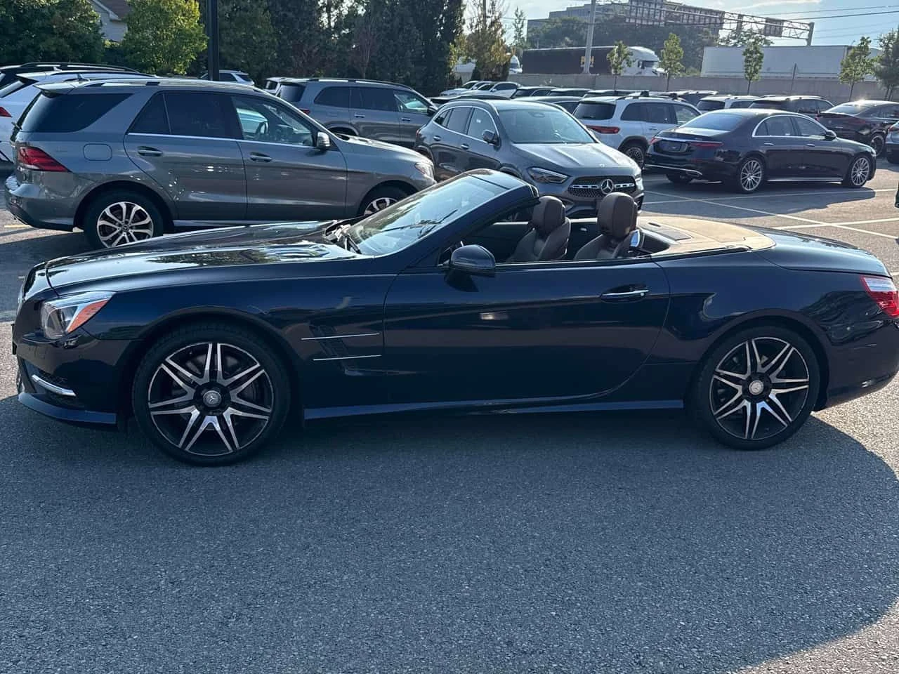 Mercedes-Benz SL * 550 * АВТОКРЕДИТ БЕЗ ПЪРВОНАЧАЛНА ВНОСКА* , снимка 2 - Автомобили и джипове - 55588439