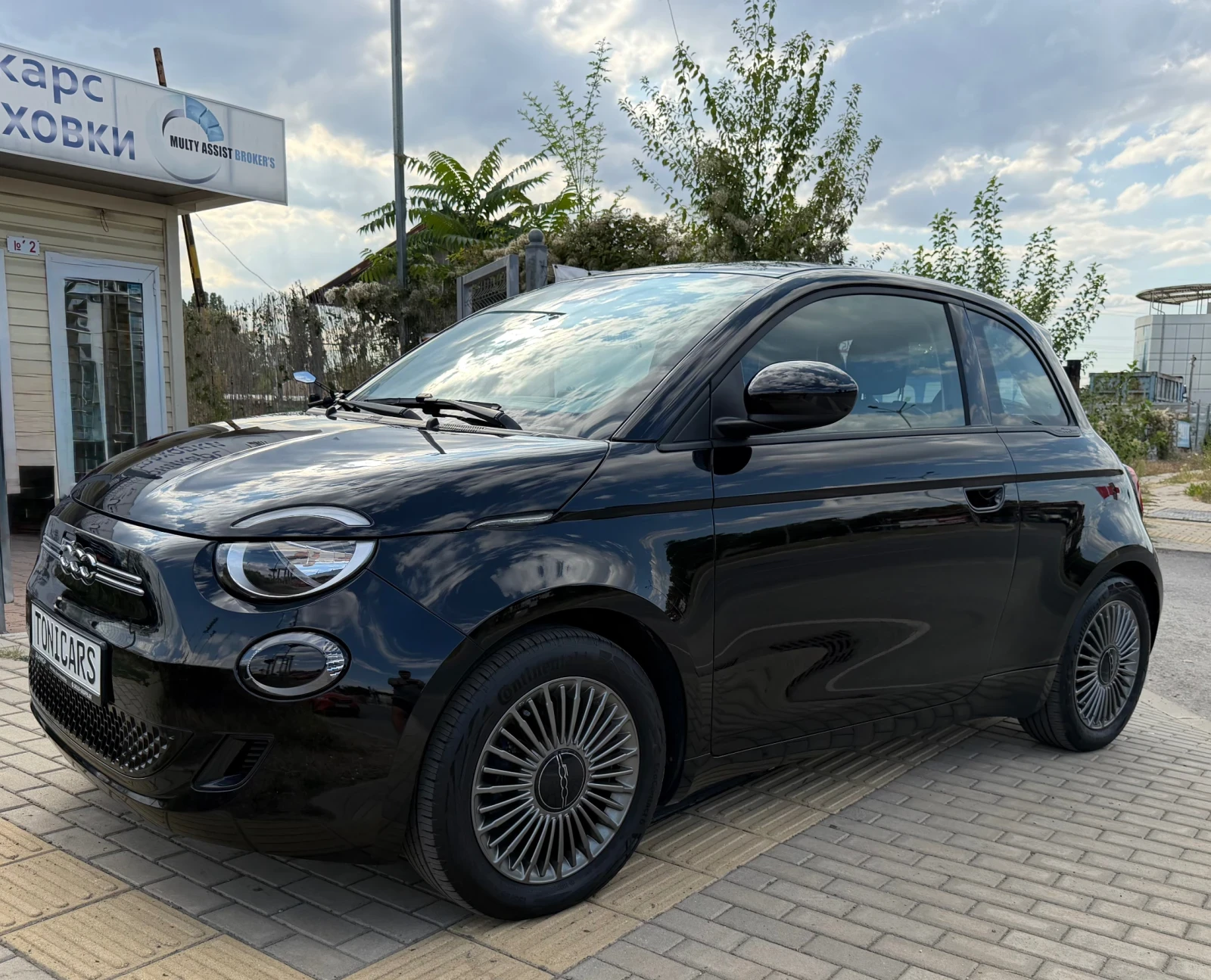 Fiat 500e 43kw ICON 3+ 1 Германия