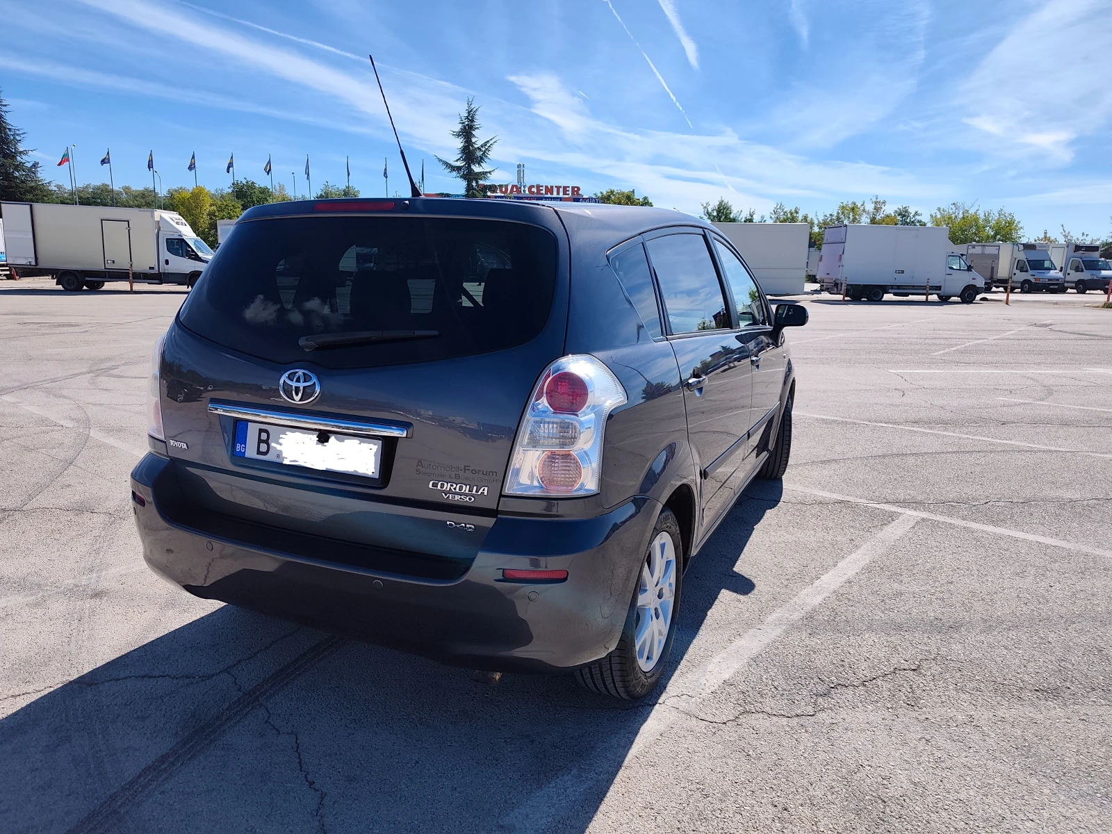 Toyota Corolla verso D4D, снимка 4 - Автомобили и джипове - 56580146