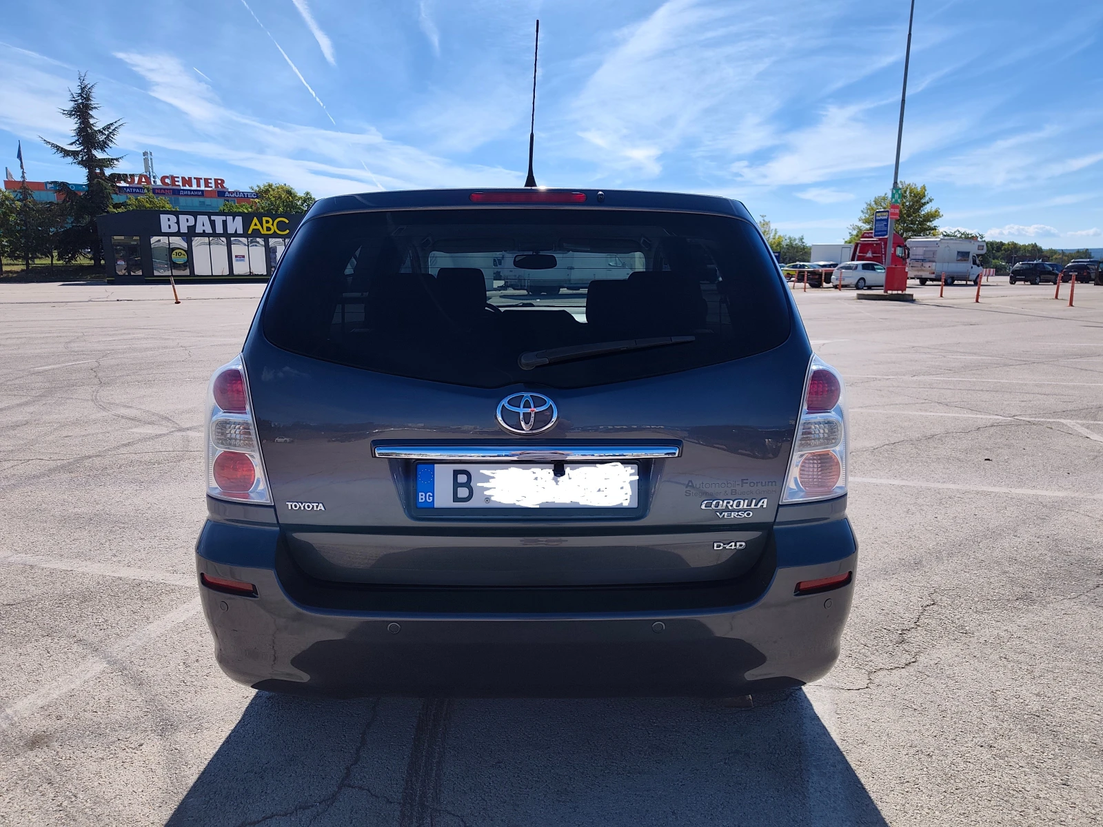 Toyota Corolla verso D4D, снимка 5 - Автомобили и джипове - 56580146